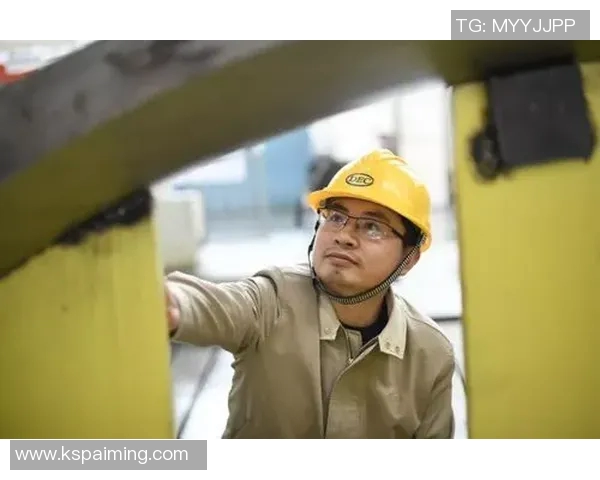 张庆鹏:从篮球场上的拼搏者到生活中的奋斗榜样,激励无数年轻人追梦前行